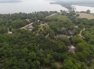 6 & 7 Elizabeth Ct, Markesan, WI 53946