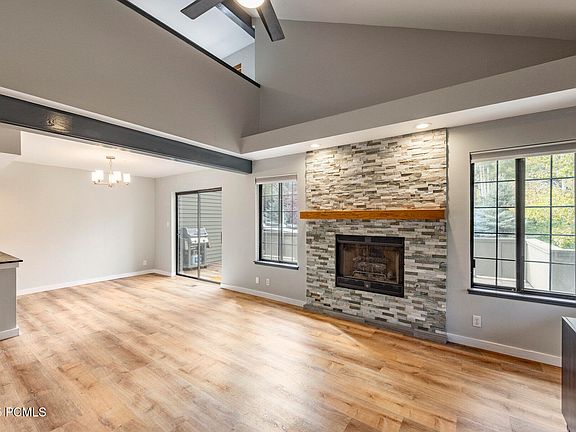 2nd image of 3077 Fawn Dr