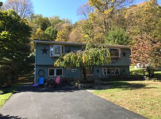 39 Peddler Hill Rd, Monroe, NY 10950