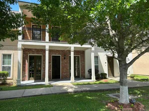 2137 S Commerce Ave #113, Gonzales, LA 70737