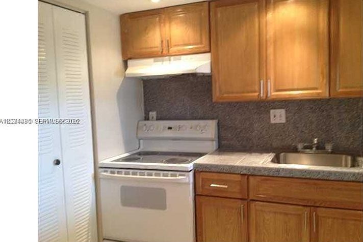 1st image of 2903 N Miami Beach Blvd #505