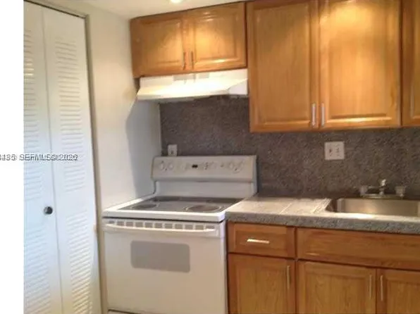 2903 N Miami Beach Blvd, North Miami Beach, FL
