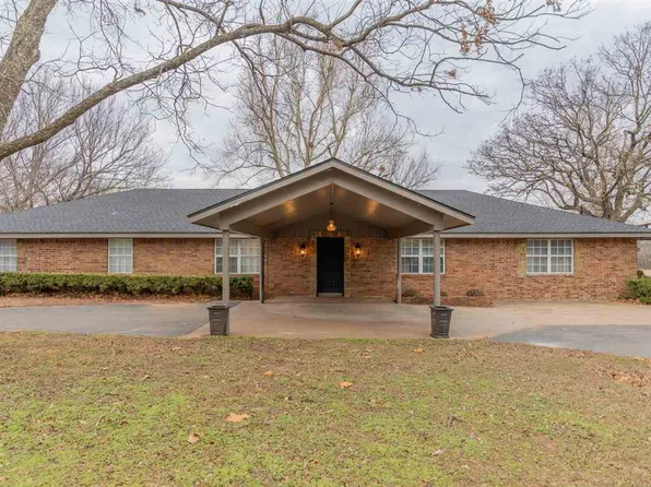 4215 E 122nd St, Perkins, OK 74059