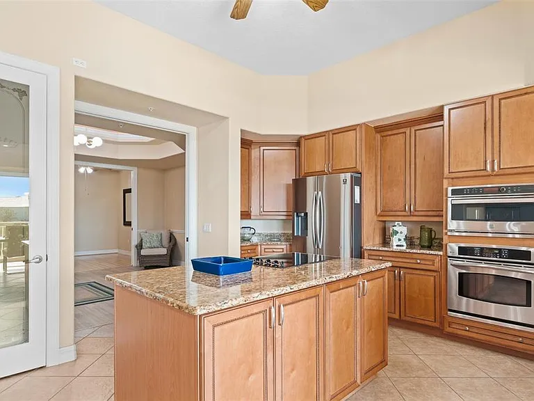 6100 Jessie Harbor Dr #202 — Photo 43