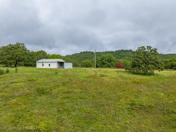 Holt Summit Pl, Van Buren, AR 72956