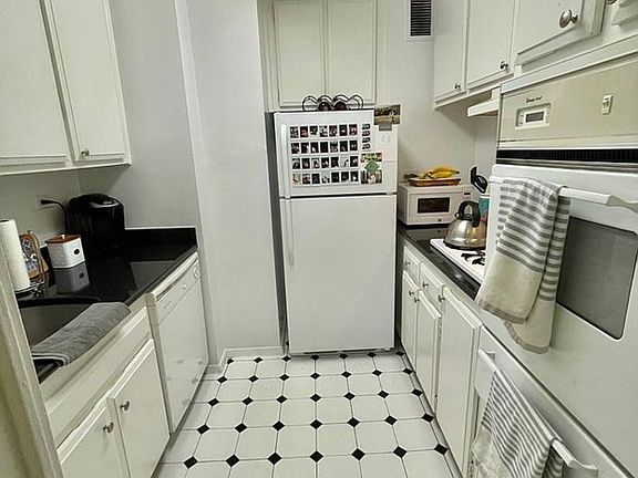 5th image of 825 2nd Ave #11F