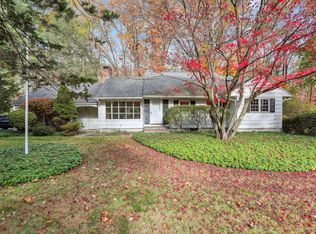 8 Fairview Ln, Wilton, CT 06897