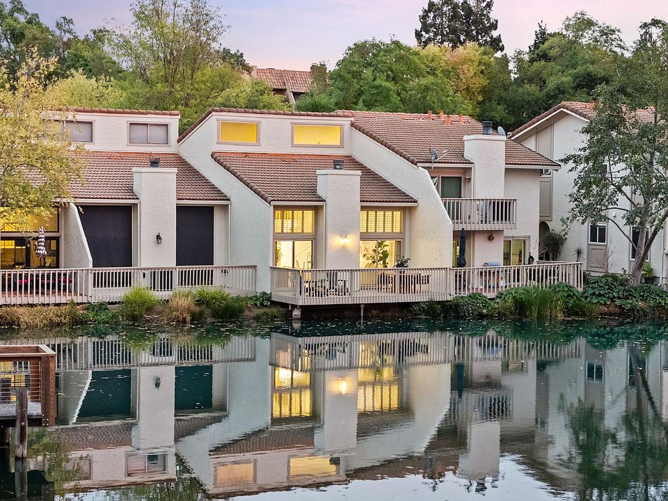 1st image of 109 Vista Del Lago