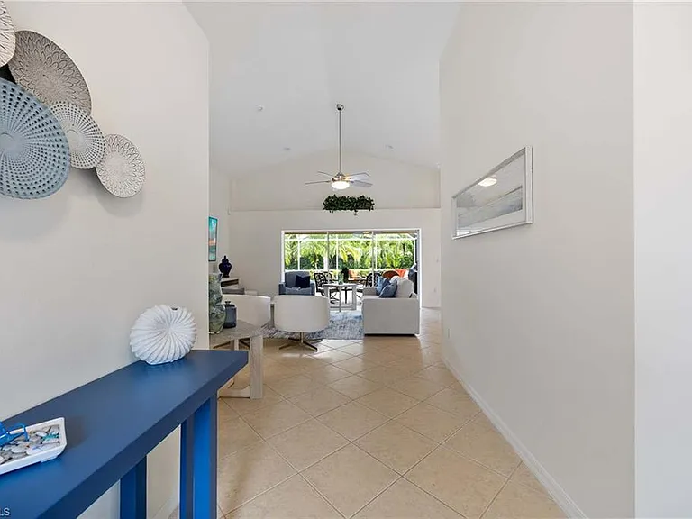 8468 Indian Wells Way — Photo 5