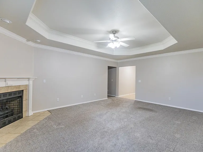 6206 SW Meadow Well Ave — Photo 3
