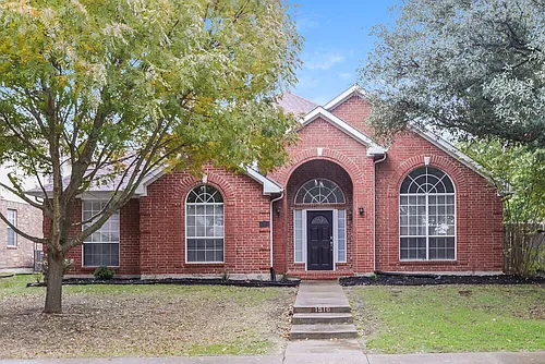 1510 Lost Creek Dr Photo 1