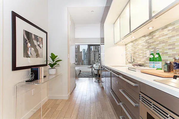 Sold by Platinum Properties | media 18