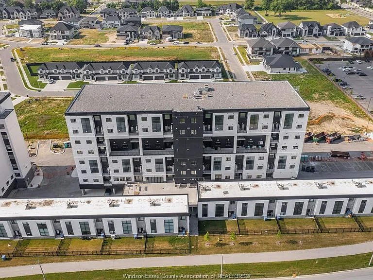 4300 Laurier Pkwy #543 — Photo 8