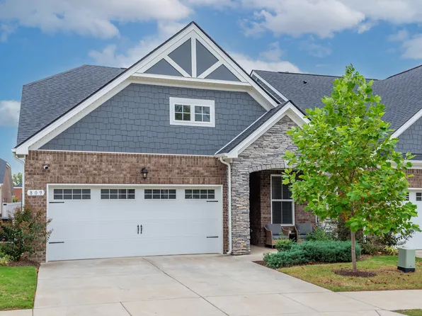 809 Sunset View Dr, Hermitage, TN 37076
