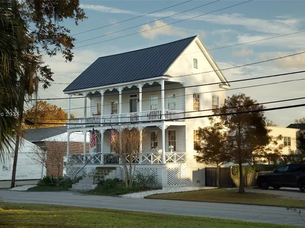 708 King St, Beaufort, SC 29902