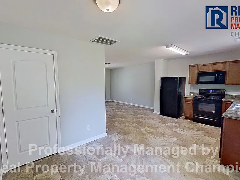 812 S 5th Ave — Photo 10