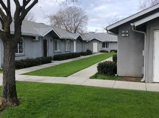 710 S Phillips St #A, Hanford, CA 93230