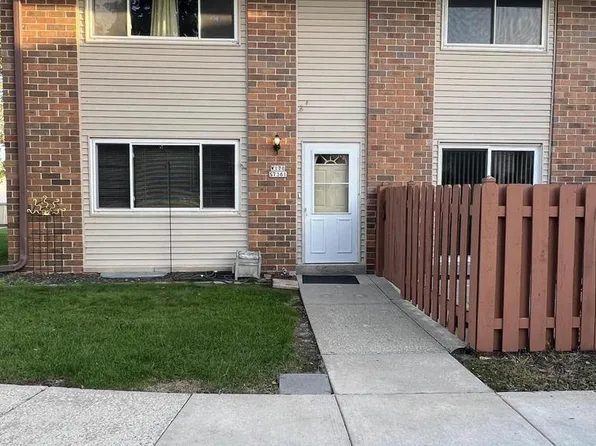 W170S7361 Parkland DRIVE, Muskego, WI 53150