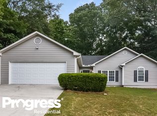 414 Spring Falls Dr, Lawrenceville, GA 30045