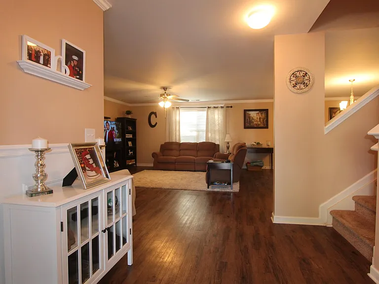 1252 Oxford Village Cv — Photo 11