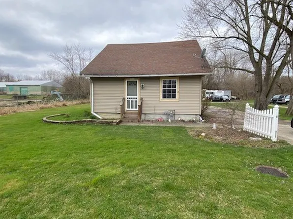 7621 Center Rd, Ashtabula, OH 44004