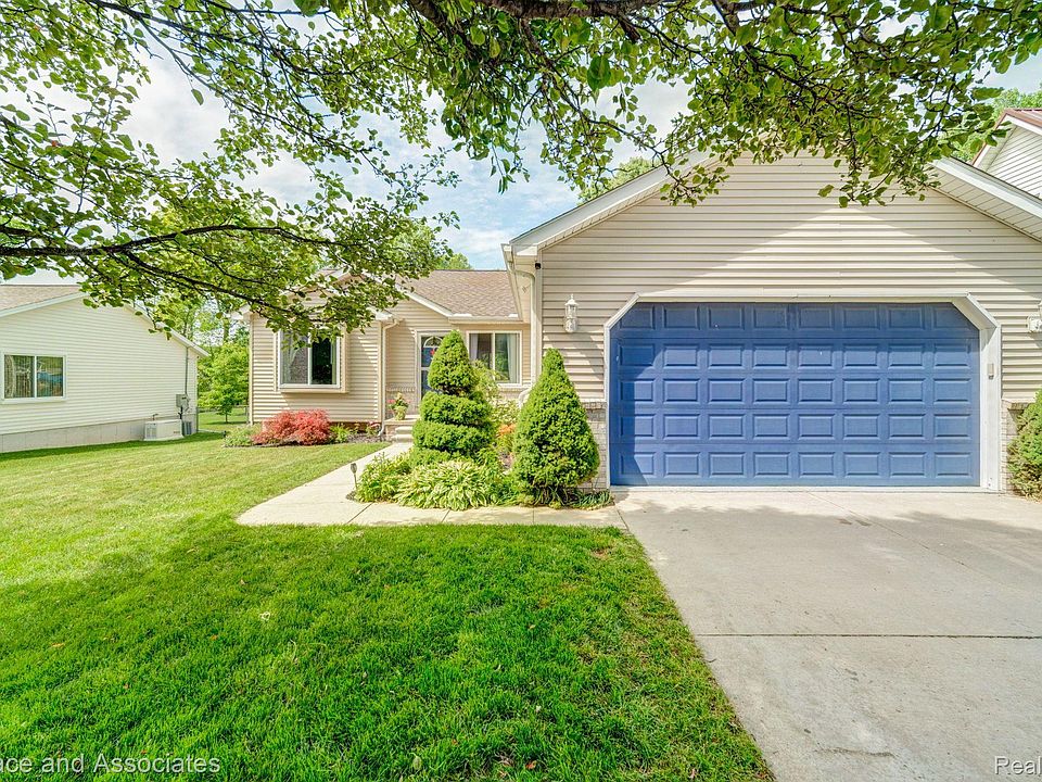 1st image of 4180 Violet Ave