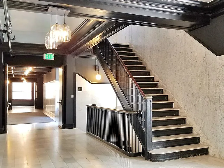 460 S Spring St #1001 — Photo 32