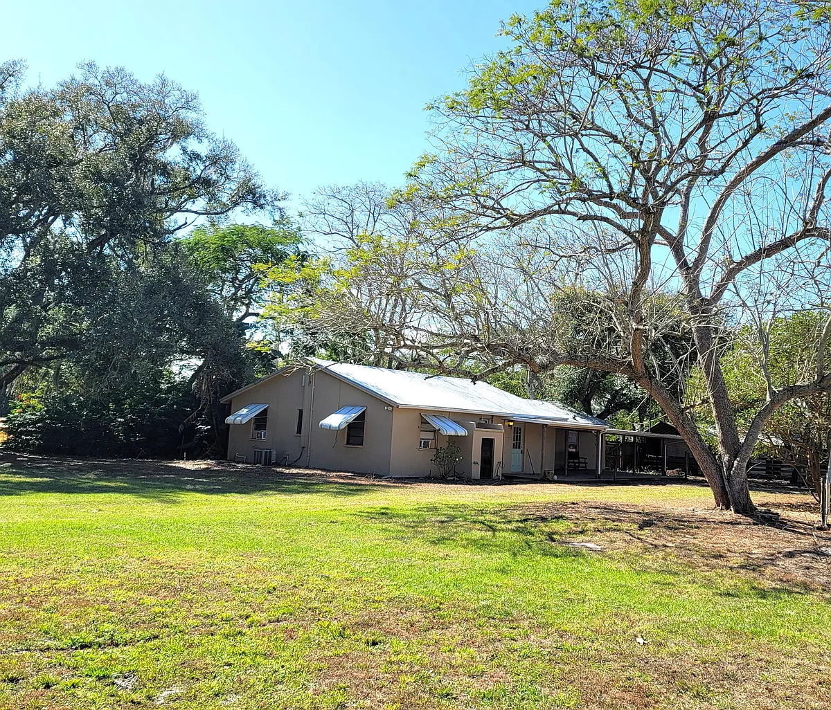 Building Photo - 4362 W Midway Rd