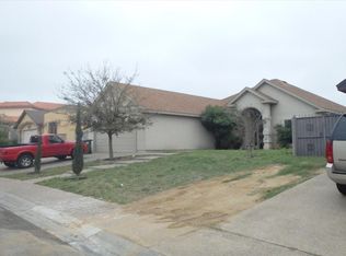 315 Puig Dr, Laredo, TX 78045