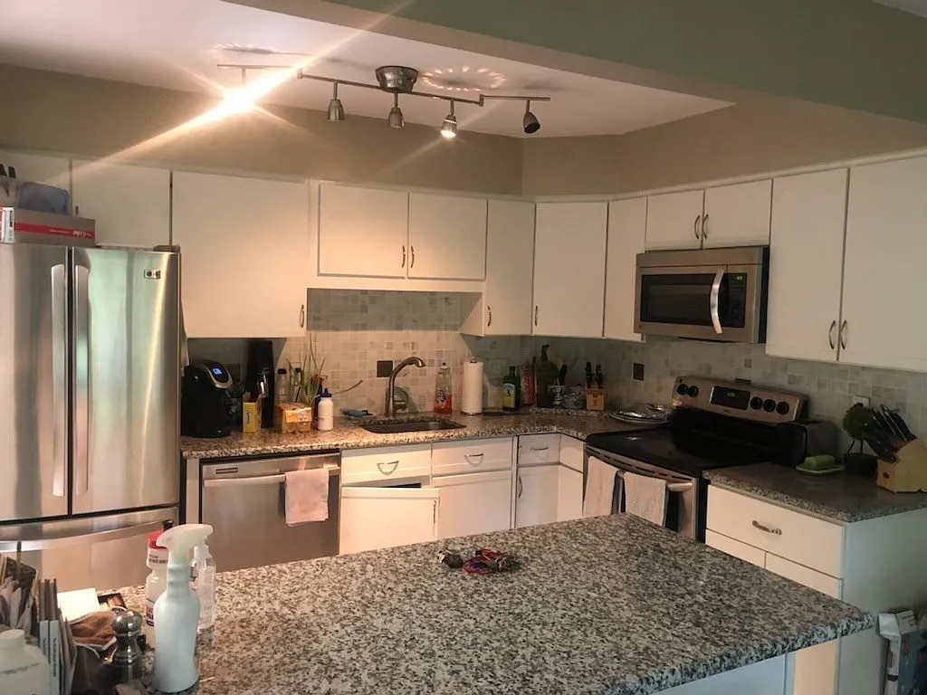 2 bed, 2.0 bath, 1002 sqft, $3,250 — Photo 1