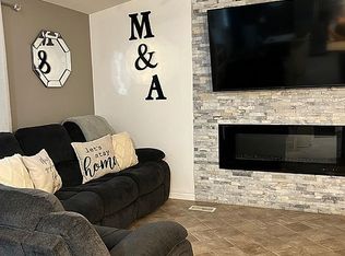 52101 Maxine Ave, Cabazon, CA 92230