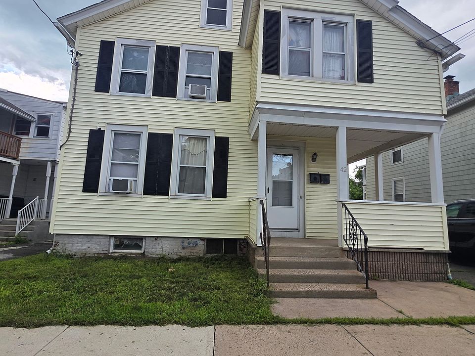 1st image of 42 Grand Street