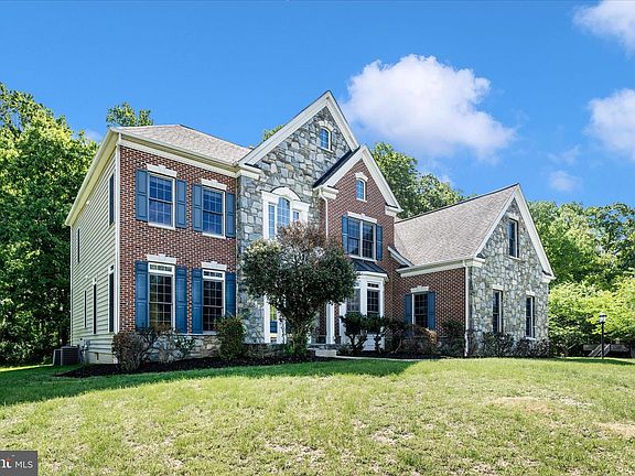 2nd image of 7011 Cypress Hill Dr