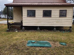 391 Howard St, Kalona, IA 52247