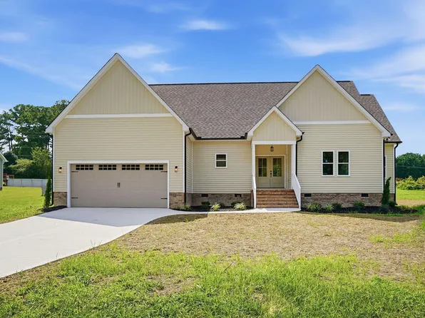 35 Cotton Dr, Louisburg, NC 27549