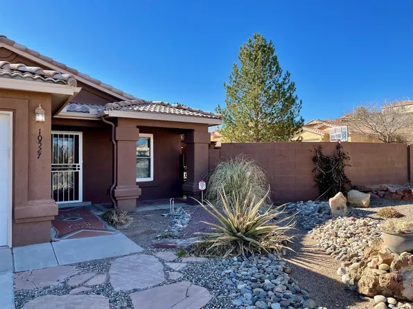 10527 Sorrento Dr NW, Albuquerque, NM 87114