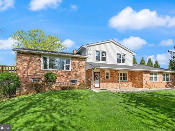 4106 Gene Hemp Rd, Jefferson, MD 21755