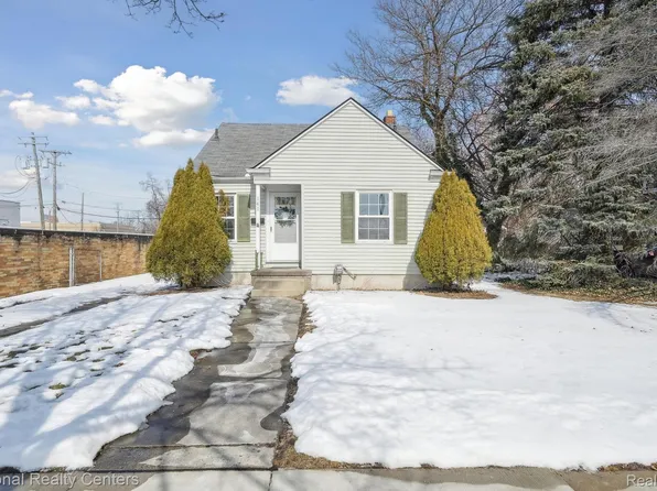 141 Jewell St, Ferndale, MI 48220