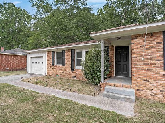 2nd image of 315 Creighton Dr