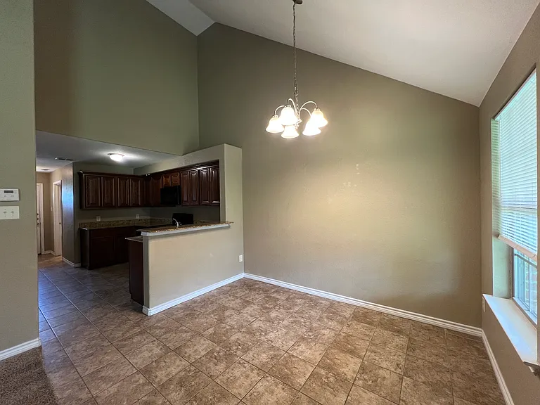 1470 N Belknap St — Photo 3