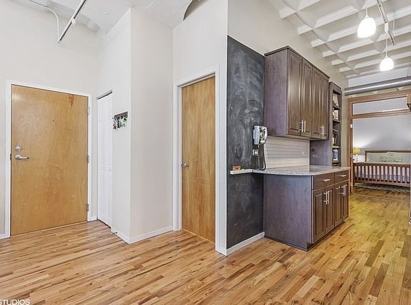 5th image of 1307 S Wabash Ave APT 513