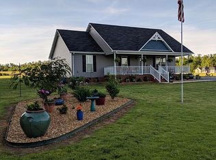 628 Howell Hill Rd, Flintville, TN 37335