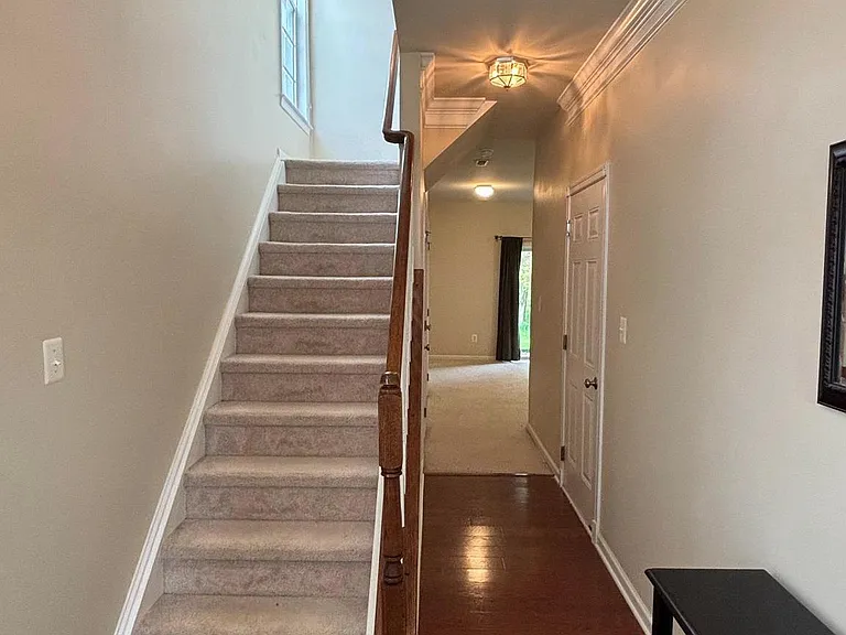 301 Klee Dr — Photo 22