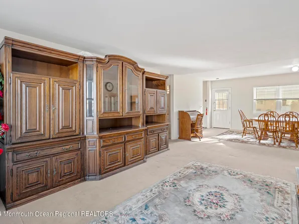80 White Street #C, Eatontown, NJ 07724