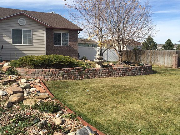 2nd image of 2915 42nd Ave