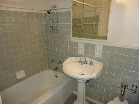 Rented by Corcoran | media 33