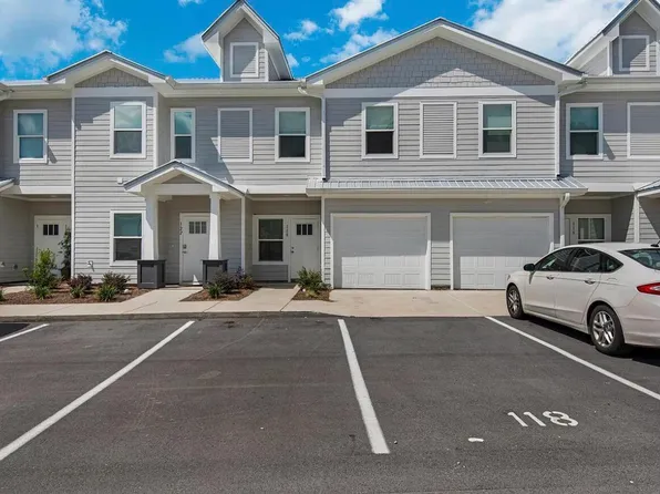 143 Date Palm Ln, Freeport, FL 32439