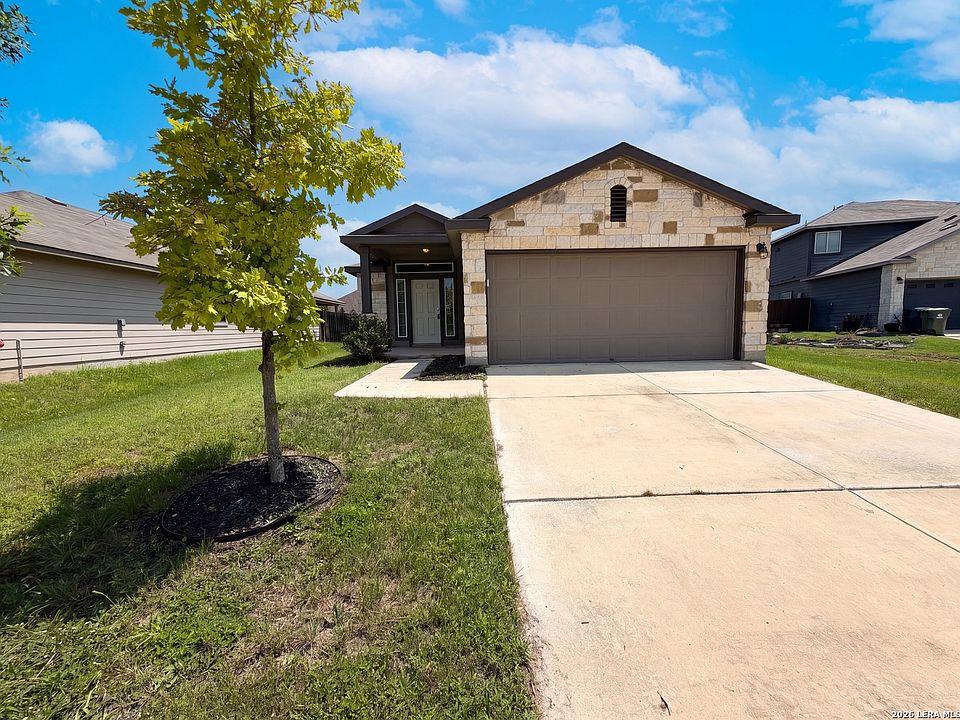 1st image of 2275 Hawk Dr
