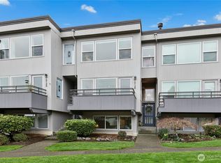 10128 NE 63rd Street, Kirkland, WA