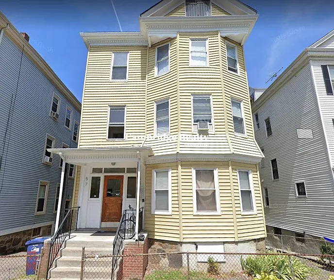 55 Hillside St #3T — Photo 8